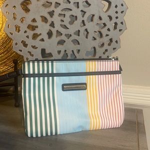 Tommy Hilfiger❤️💐🏡 Stripe Wristlet